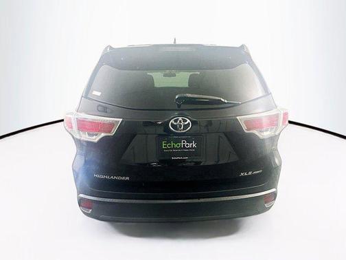 Attitude Black Metallic 2015 Toyota Highlander XLE
