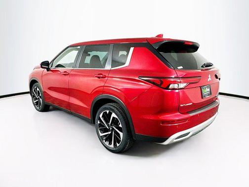 2023 Mitsubishi Outlander SE Special Edition 2WD