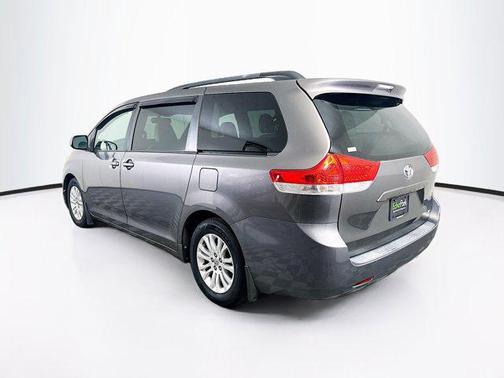 Predawn Gray Mica 2013 Toyota Sienna XLE