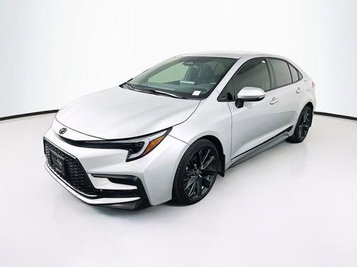 Classic Silver Metallic 2024 Toyota Corolla SE