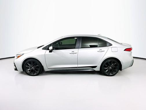 Classic Silver Metallic 2024 Toyota Corolla SE