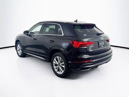 2023 Audi Q3 Premium 45 TFSI S line quattro Tiptronic