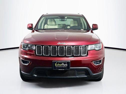 2022 Jeep Grand Cherokee Laredo