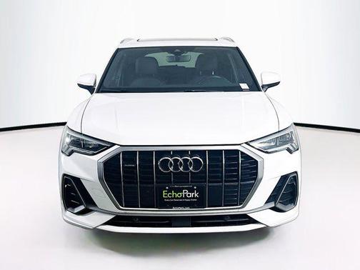 2024 Audi Q3 Premium 45 TFSI S line quattro Tiptronic