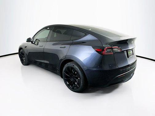 2024 Tesla Model Y Long Range Dual Motor All-Wheel Drive