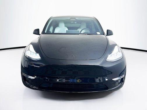 2024 Tesla Model Y Performance Dual Motor All-Wheel Drive