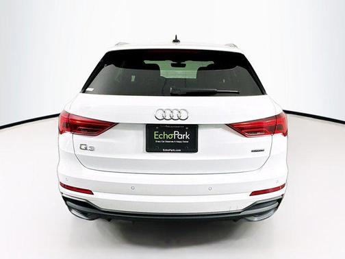 2024 Audi Q3 Premium 45 TFSI S line quattro Tiptronic