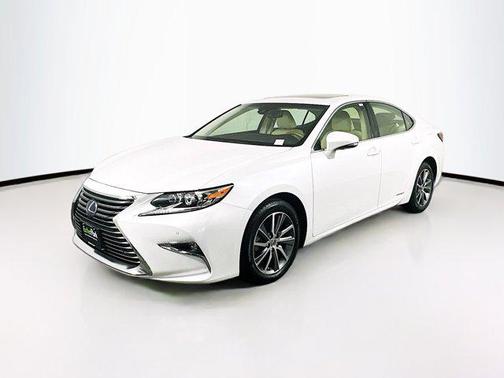 2017 Lexus ES 300h Base