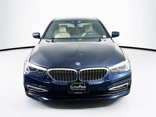 2018 BMW 530 530i