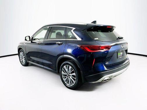 2023 INFINITI QX50 LUXE AWD
