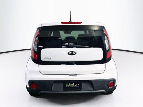 Clear White 2017 Kia Soul Base