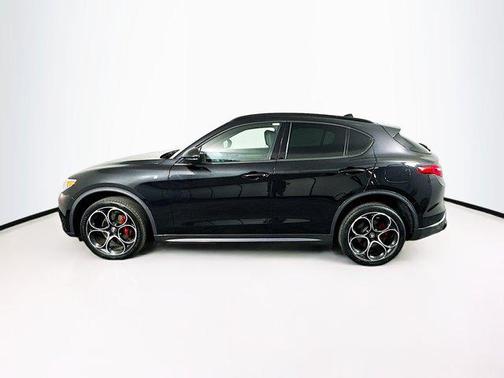 2022 Alfa Romeo Stelvio Ti