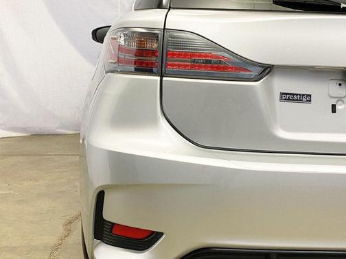 2015 Lexus CT 200h 5dr Sedan Hybrid