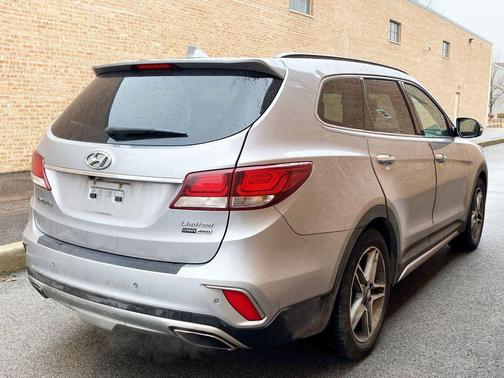 2017 Hyundai SANTA FE Limited Ultimate