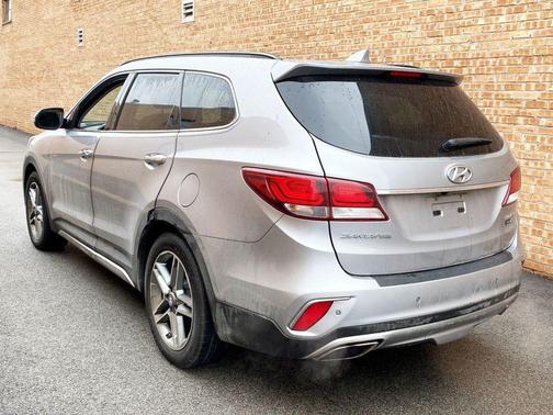 2017 Hyundai SANTA FE Limited Ultimate
