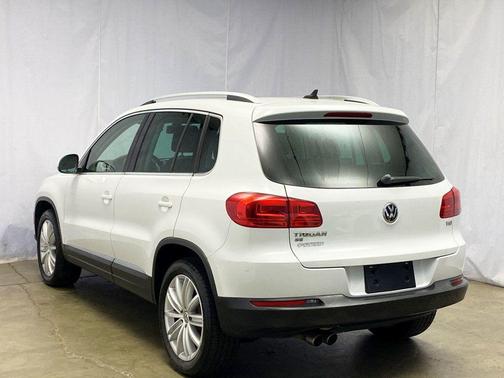2016 Volkswagen Tiguan SE