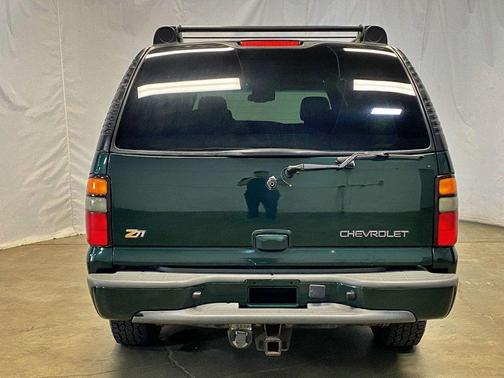 Dark Green Metallic 2004 Chevrolet Suburban 1500 Z71