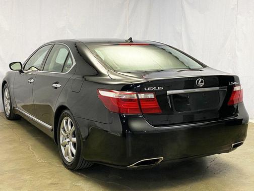 Obsidian 2008 Lexus LS 460 Base
