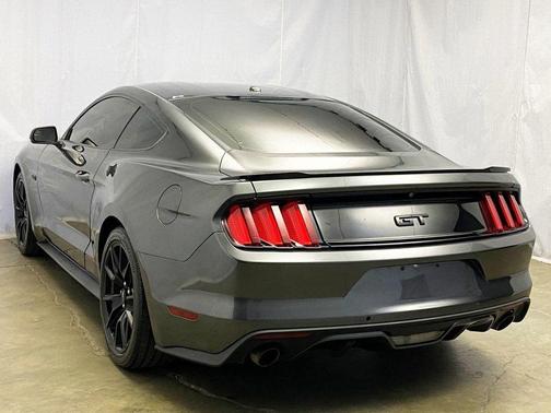 2017 Ford Mustang GT