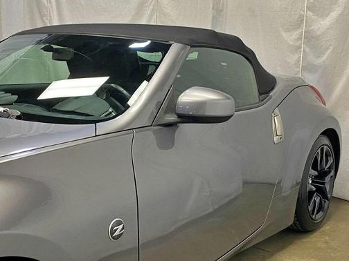 2018 Nissan 370Z Base