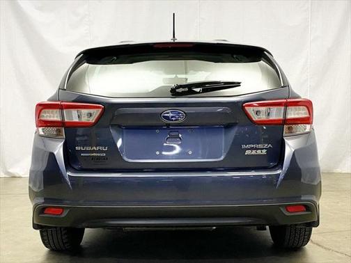 2017 Subaru Impreza 2.0i