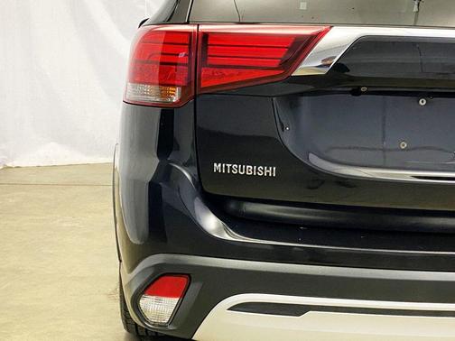 2019 Mitsubishi Outlander SE