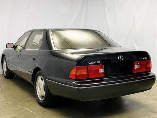 1998 Lexus LS 400 Base