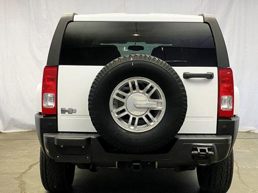 2007 Hummer H3 Base