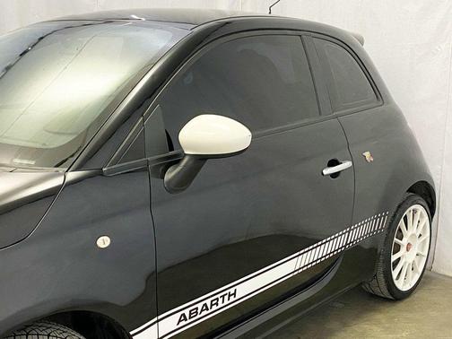 2013 FIAT 500 Abarth
