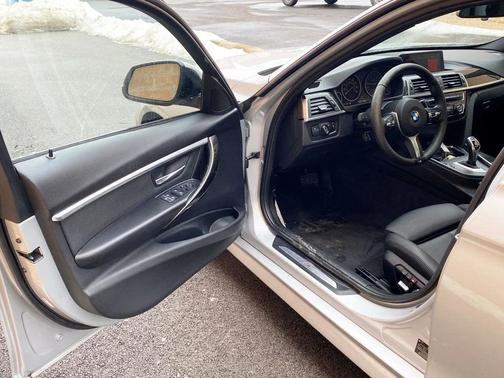 2018 BMW 330 330i xDrive