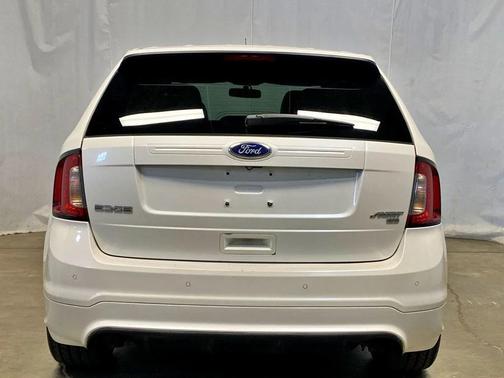 White Suede 2013 Ford Edge Sport