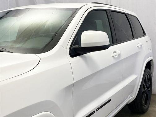 2021 Jeep Grand Cherokee Laredo