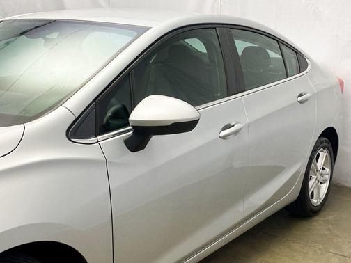 2016 Chevrolet Cruze LT Auto