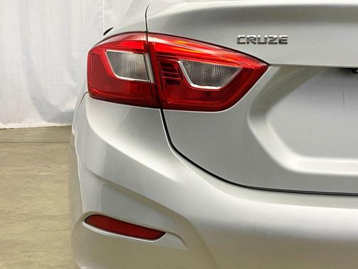 2016 Chevrolet Cruze LT Auto