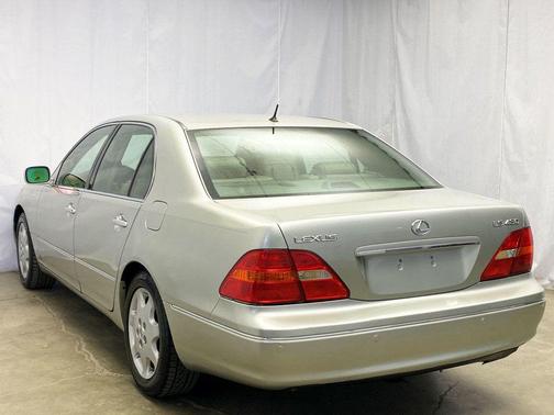 2003 Lexus LS 430 Base