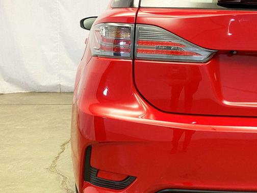 2014 Lexus CT 200h 5dr Sedan Hybrid