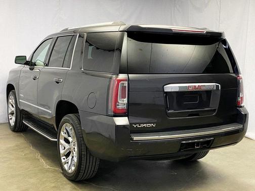Iridium Metallic 2018 GMC Yukon Denali