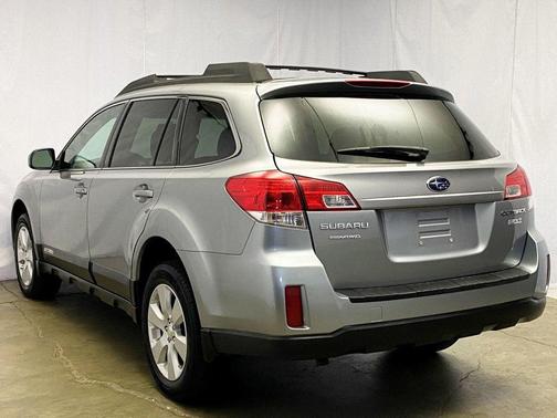 2011 Subaru Outback 2.5i