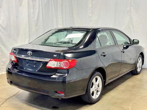Black Sand Pearl 2012 Toyota Corolla LE