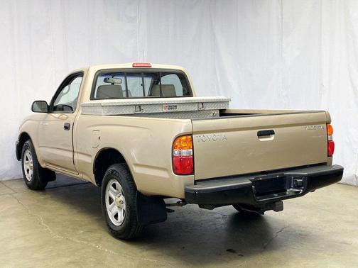 2003 Toyota Tacoma Base