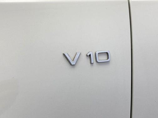 2008 Audi S8 4dr Sedan