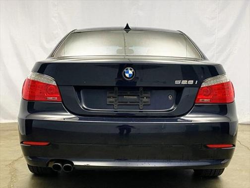 2010 BMW 528 528i xDrive