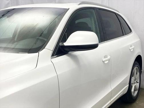 2012 Audi Q5 2.0T Premium Plus