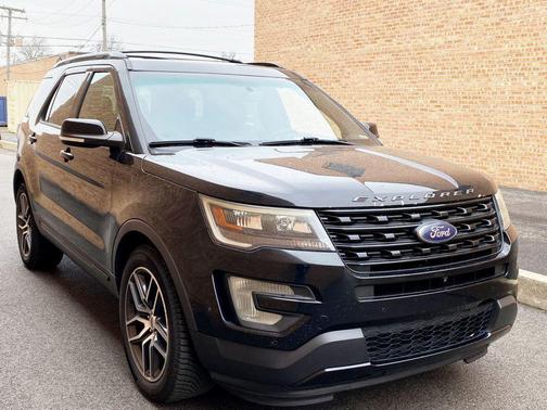 2016 Ford Explorer Sport