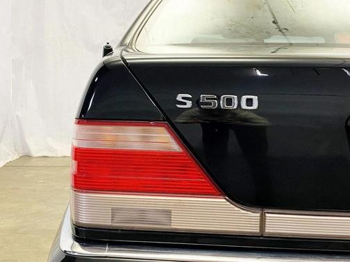 1997 Mercedes-Benz S-Class S500