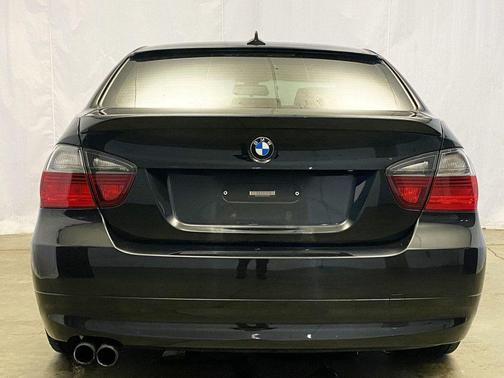 2006 BMW 325 1 Owner / ALL WHEEL DRIVE