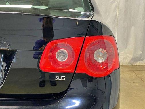 Deep Black 2006 Volkswagen Jetta 2.5
