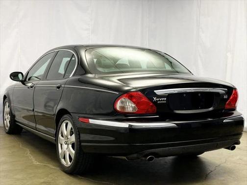 2004 Jaguar X-Type 4dr Sedan 3.0L