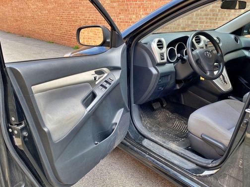 Black Sand Pearl 2010 Toyota Matrix Base