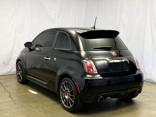 2016 FIAT 500 Abarth